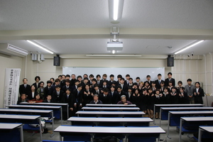 １