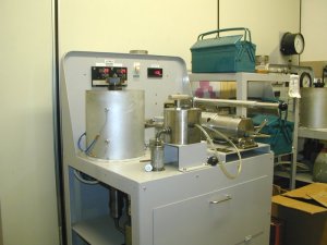 超高圧反応装置