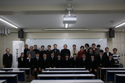 修士卒業写真（2019）